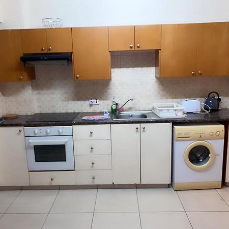 Larnaca Beach Apartment Eksteriør billede