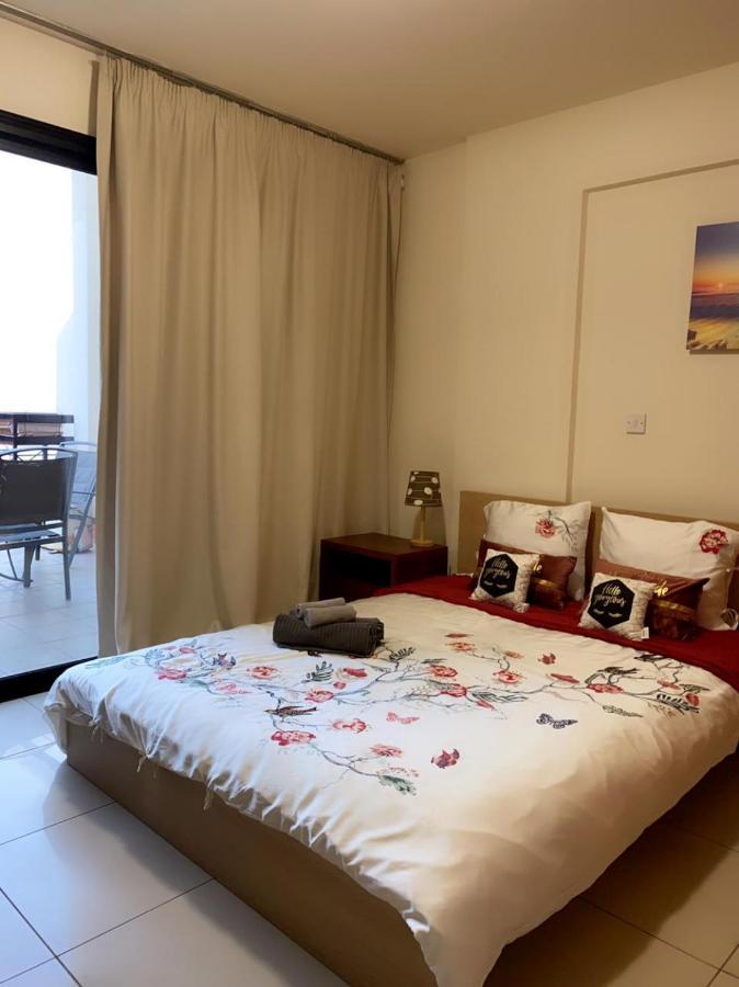 Larnaca Beach Apartment Eksteriør billede