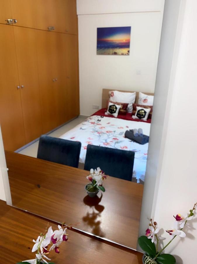 Larnaca Beach Apartment Eksteriør billede