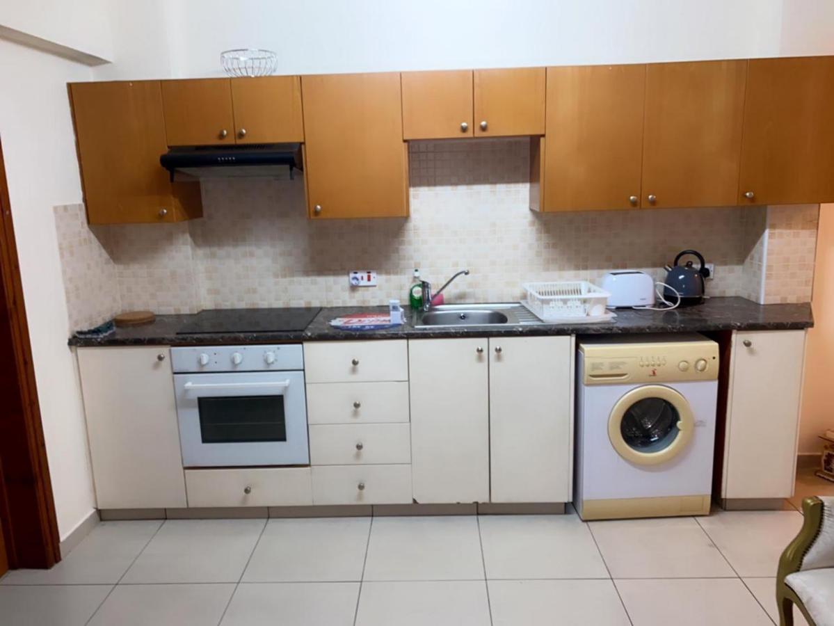 Larnaca Beach Apartment Eksteriør billede