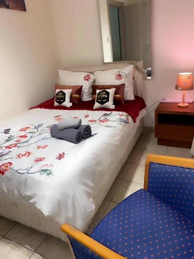 Larnaca Beach Apartment Eksteriør billede